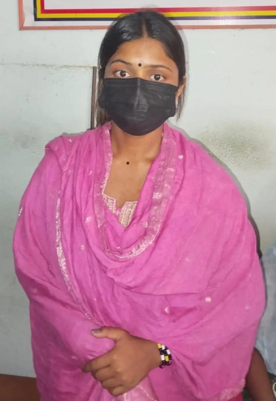 टिकटकमा आएर गाली गलौज गरेको अरोपमा युवती पक्राउ