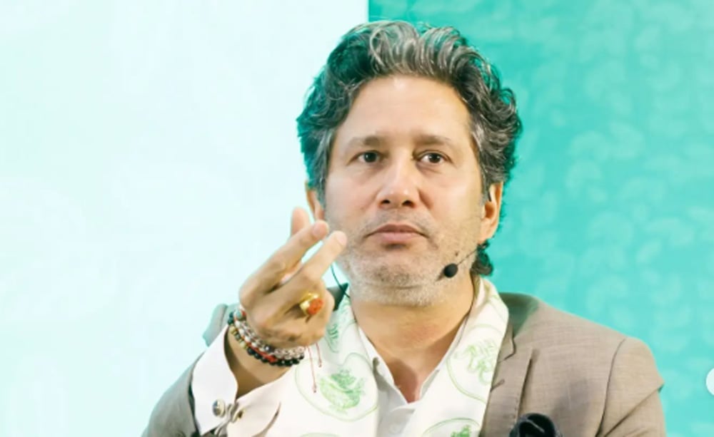 पत्रकार पाठकलाई २५ हजार धरौटीमा छाड्न आदेश